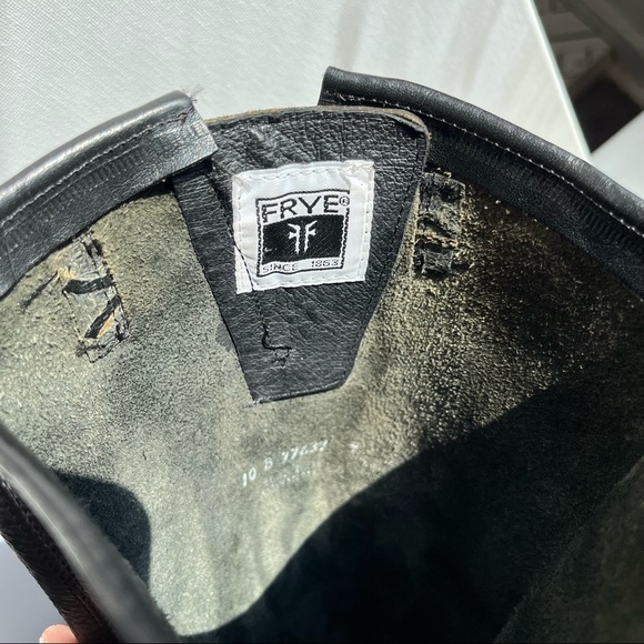 Frye Jenna Chain tall black leather boots. - Picture 9 of 10